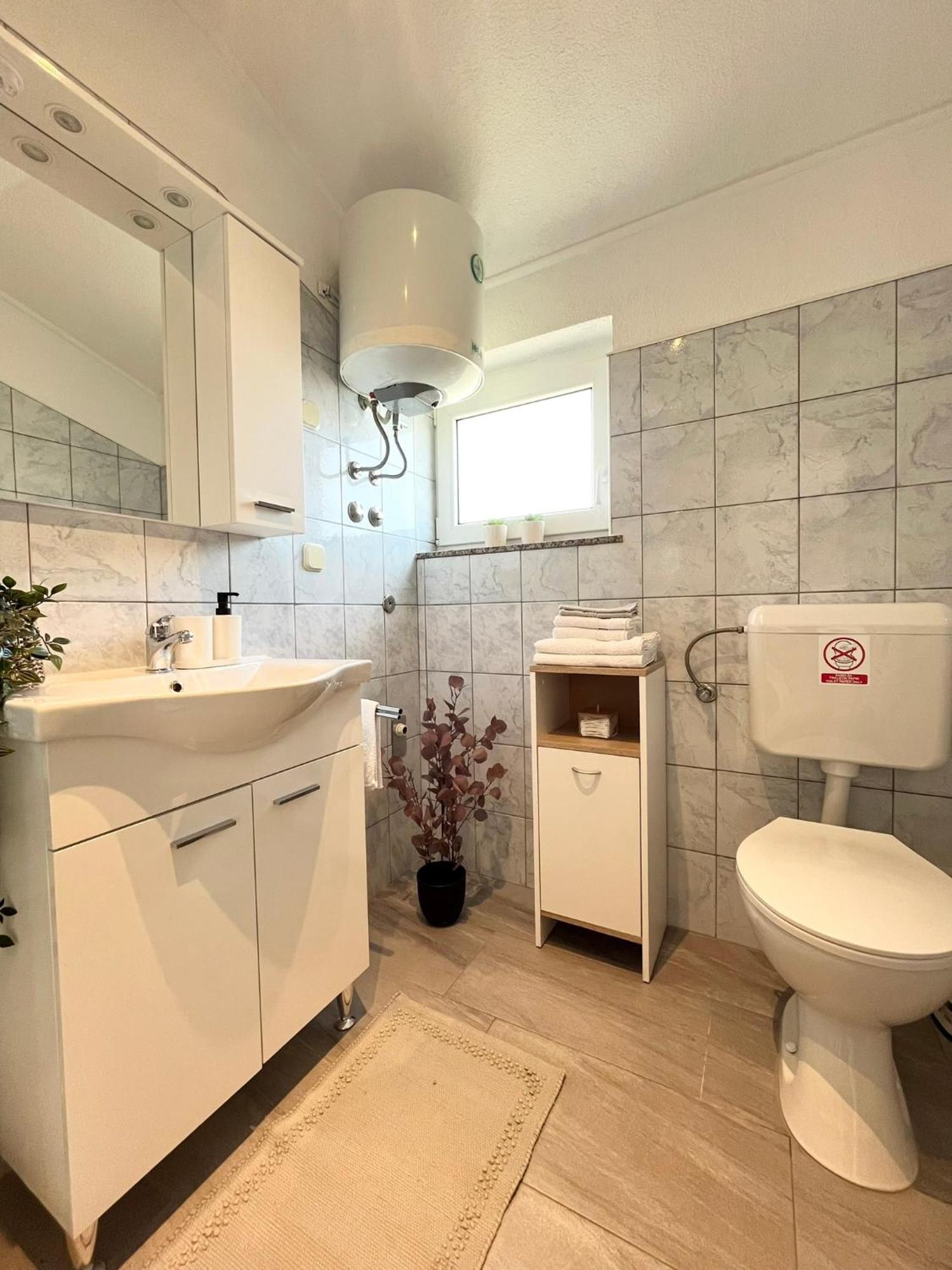 Apartments Contessa Novigrad Istria Eksteriør billede